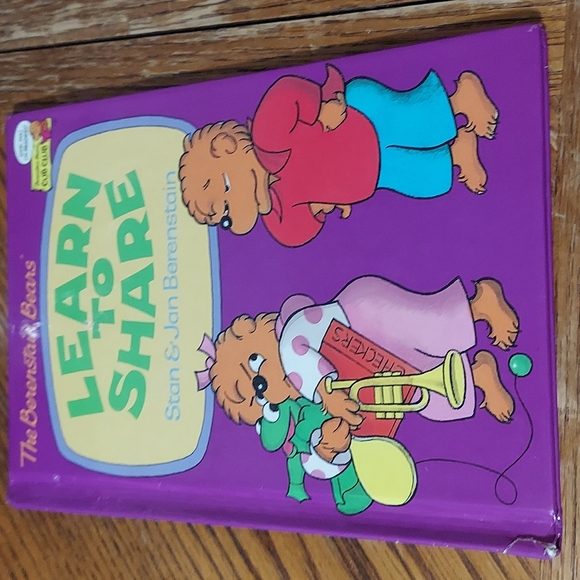 The Berenstain Bears Learn To Share - Picture 12 of 12